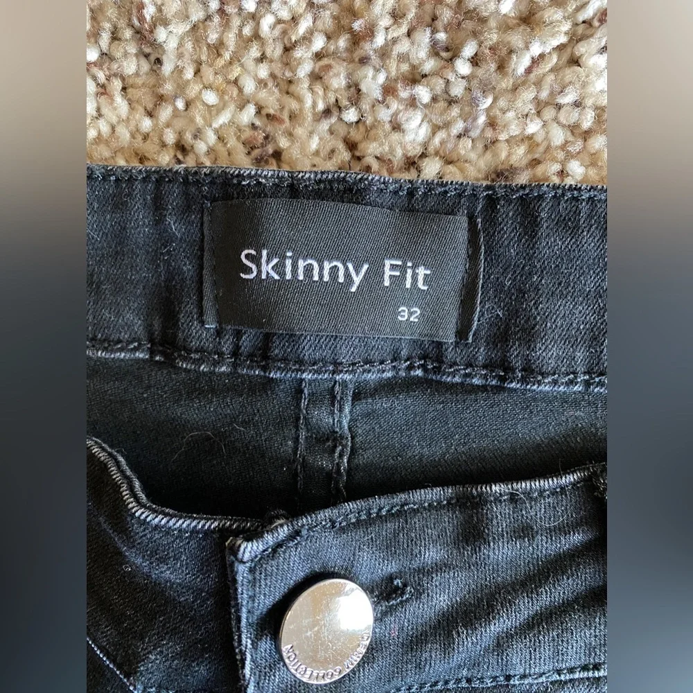 Original Design Skinny black distressed Jeans stone washed Stretchy men's W32
